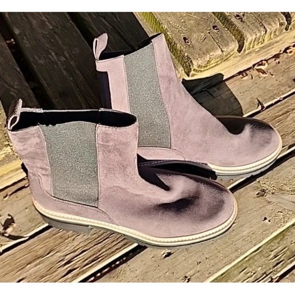 Open‎ EDIT Women's Sz 11 M Gray Faux Suede Chelsea Boots EUC Chunky Slip On